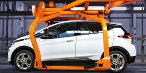 Chevrolet Bolt : GM suspend temporairement la production