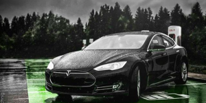 Ouragan Irma : Tesla dope l’autonomie de ses voitures électriques pour fuir la catastrophe