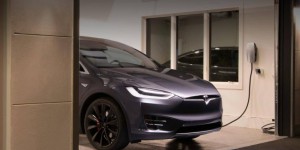 Tesla modifie sa politique de parrainage