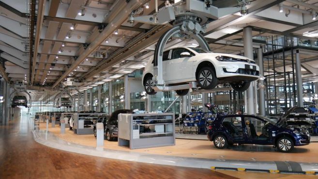 Volkswagen va doubler la production de la Golf électrique