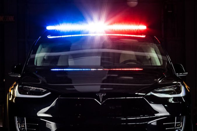 Un Tesla Model X pour la police canadienne