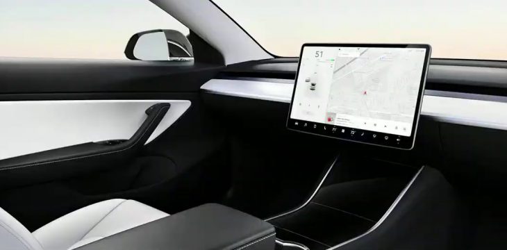 Tesla : les premiers robotaxis débuteront en 2020