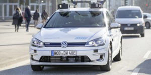 Volkswagen teste la conduite autonome de niveau 4 sur ses e-Golf