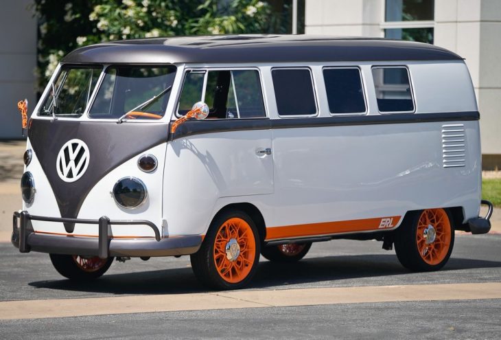 Un Volkswagen Combi de 1962 converti à l’électrique