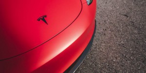 Tesla renoue avec les bénéfices au troisième trimestre