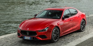 Une Maserati Ghibli hybride en 2020, puis trois électriques en 2021