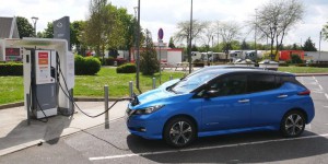Étude : la voiture électrique 4 fois moins polluante que l’essence et le diesel