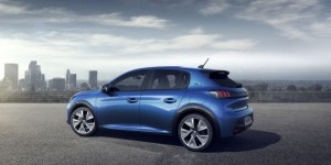 Peugeot 208 électrique : bientôt une version plus abordable ?