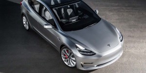 Elon Musk confirme qu’il n’y aura aucune Tesla Model 3 à 100 kWh