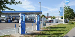 Allemagne : Aral va équiper ses stations-services de bornes en 350 kW