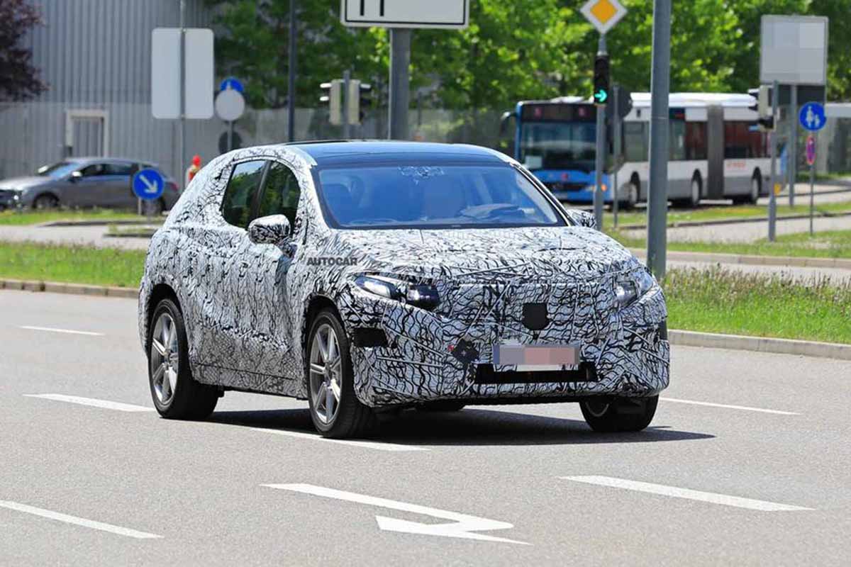Mercedes EQE : le SUV électrique sort pour la première fois