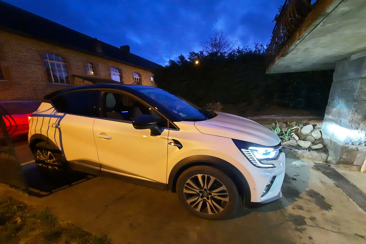 Renault Captur hybride rechargeable : cet utilisateur témoigne après 3000 km