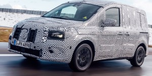 Mercedes eCitan 2022 : le cousin du Kangoo électrique sous camouflage