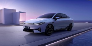 Xpeng P5 : la berline électrique chinoise vise l’Autopilot Tesla