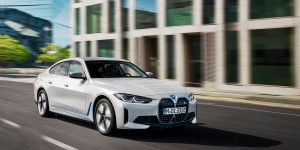 Nouvelle BMW i4 : enfin une vraie rivale pour la Tesla Model 3 ?