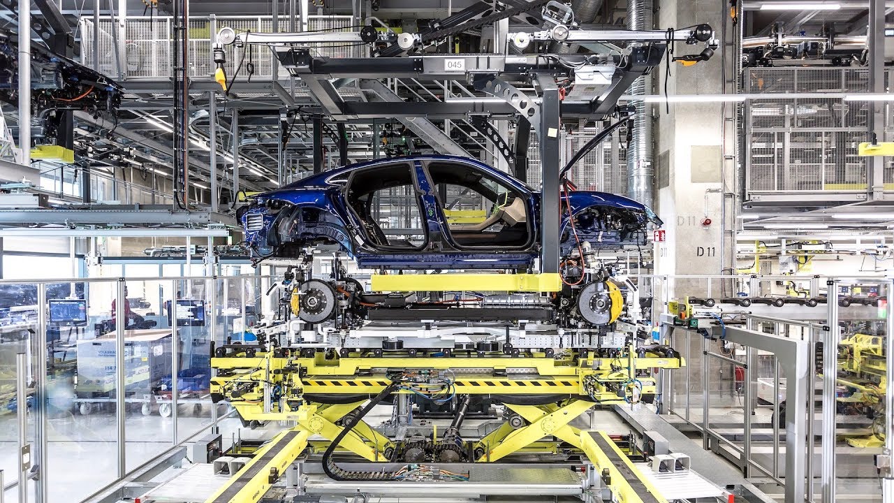 Porsche se lance dans l’industrialisation de batteries