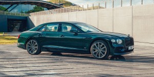 Bentley Flying Spur : la berline de luxe passe à l’hybride rechargeable
