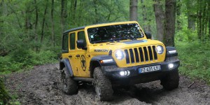 Essai Jeep Wrangler hybride rechargeable : Jura-chut Park