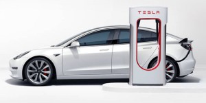 Une giga-commande de 100 000 Tesla pour Hertz