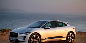 Quotas CO2 : Tesla au secours de Jaguar Land Rover