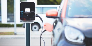 Les ventes de voitures électriques surpassent le diesel en Europe