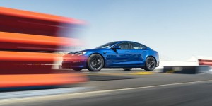 Une Tesla Model S Plaid touche les 347 km/h en vitesse de pointe !