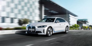 La BMW i4 bientôt plus accessible pour contrer la Tesla Model 3