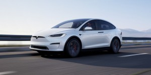Tesla : un propriétaire condamné à s’excuser après avoir dénoncé les freinages fantômes