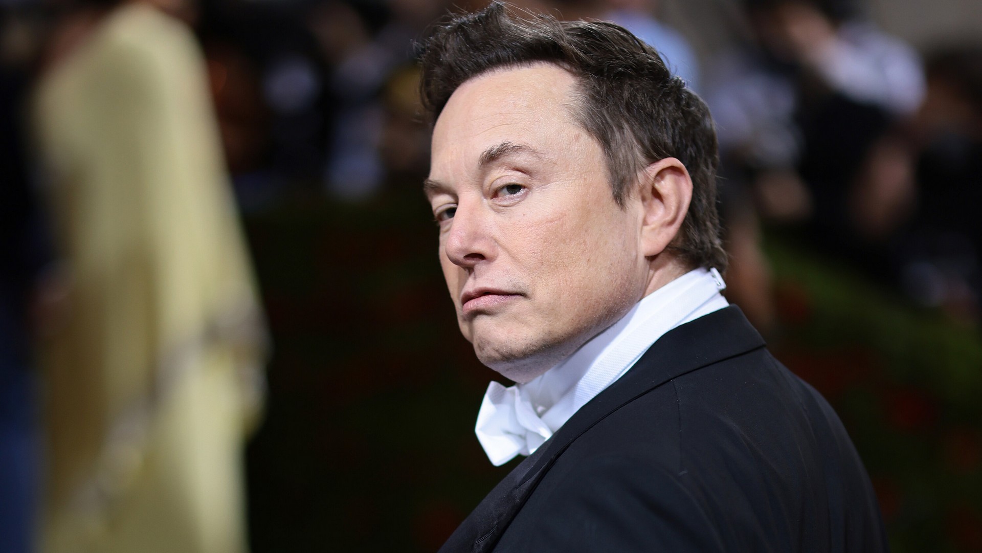 Elon Musk veut approuver tous les nouveaux employés de Tesla