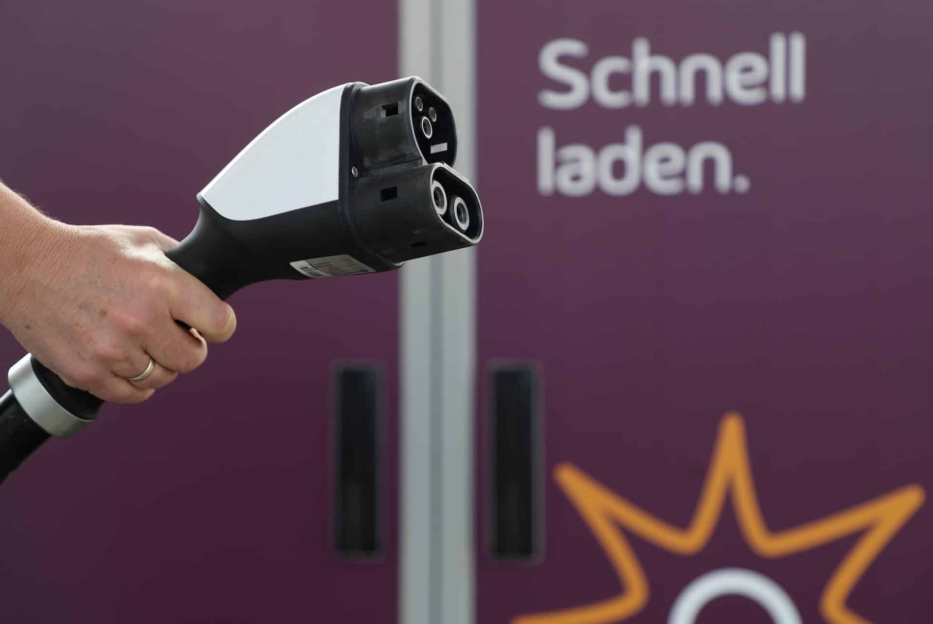 L’Allemagne veut créer un choix du tarif lors de la recharge d’une voiture électrique dans une station