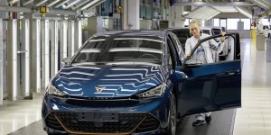 Volkswagen stoppe encore la production de deux modèles électriques