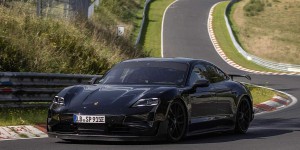 Record sur le circuit du Nürburgring : la Porsche Taycan démolit la Tesla Model S Plaid
