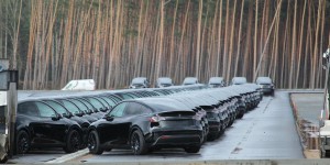 Tesla doit stopper la production à Berlin