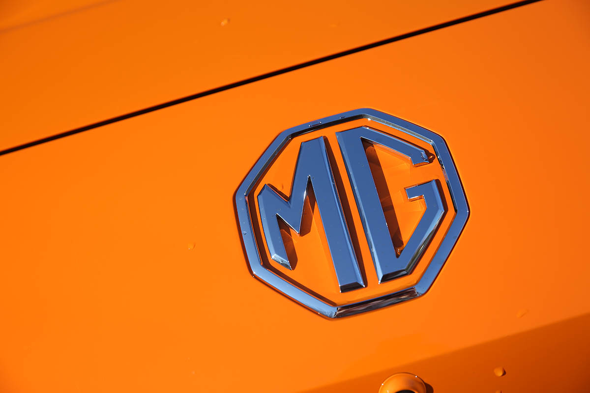 Voiture électrique : BMW et MG épinglés pour publicité mensongère en Angleterre