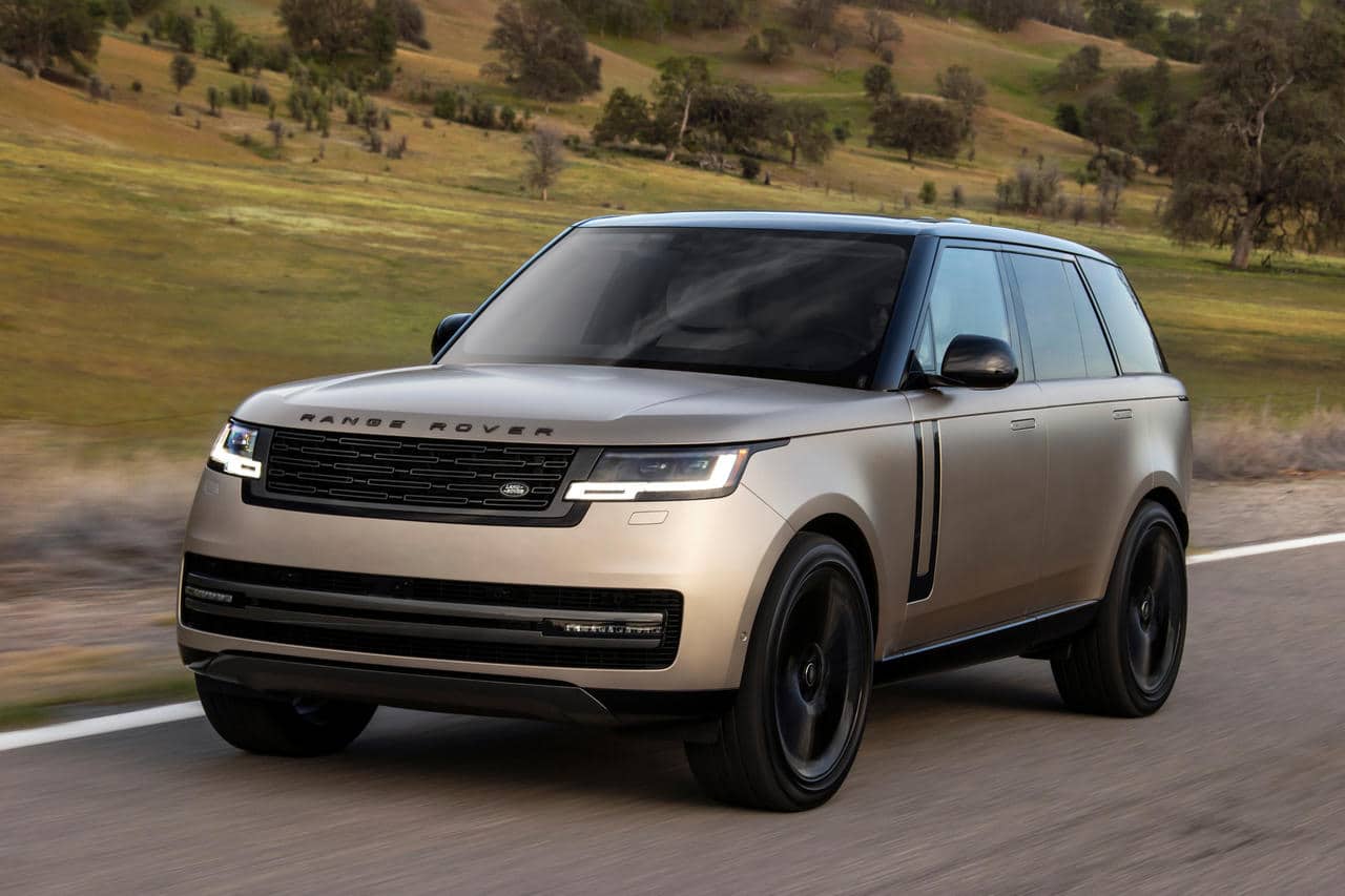 Jaguar et Land Rover recrutent 250 ingénieurs pour imaginer la voiture électrique de demain
