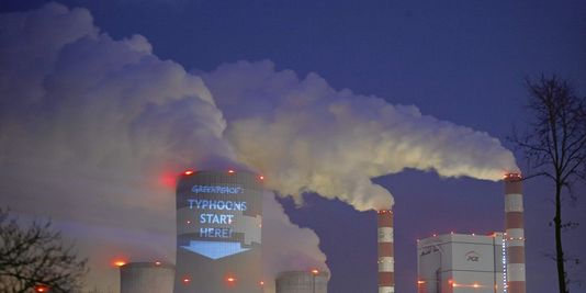Un sommet du charbon en marge de la conférence climatique