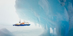 Antarctique : le navire russe toujours piégé dans la banquise