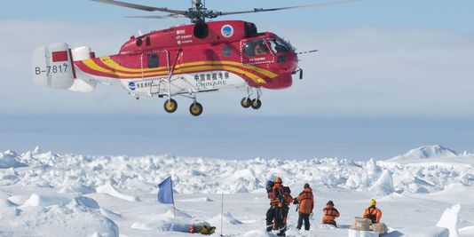 Antarctique : le navire chinois de secours piégé dans les glaces