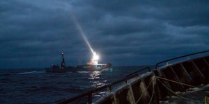 Incident entre navire écologiste et baleinier japonais