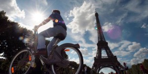 Pollution : les Vélib' et Autolib' gratuits dès jeudi à Paris