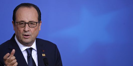 Ebola : François Hollande annonce des contrôles maritimes