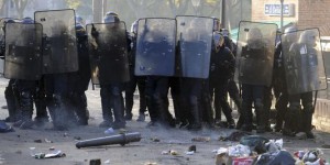 Mort de Rémi Fraisse : face aux critiques, les forces de l'ordre dénoncent la violence sur le terrain