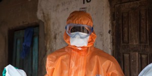 La réponse de l'OMS à Ebola mise en cause dans un rapport interne