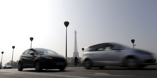 Pollution : premières mesures de restriction de la circulation courant 2015 à Paris