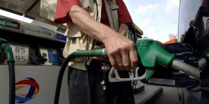 Le prix des carburants au plus bas depuis 2010