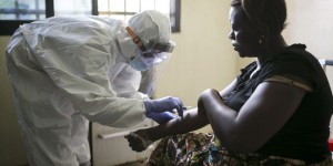 La Sierra Leone en alerte après la fuite de deux malades d’Ebola