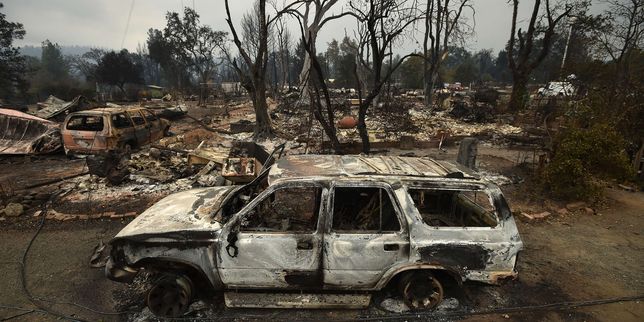 Dégâts importants en Californie après le passage des feux de forêts