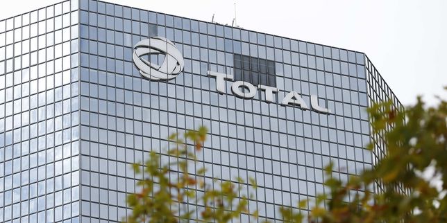 Total réduit encore ses investissements pour préserver son dividende
