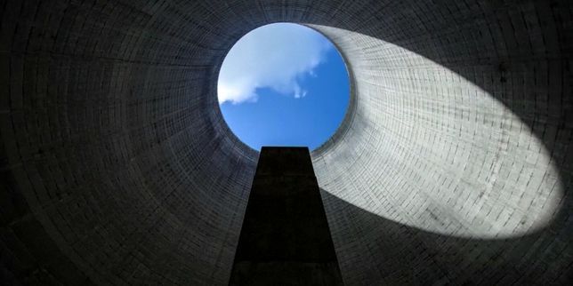 Visite en timelapse d’une centrale nucléaire abandonnée