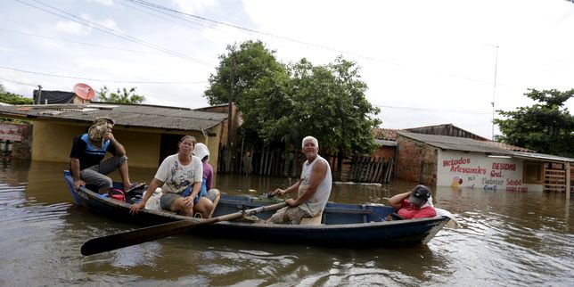 En Amérique du Sud, plus de 100 000 personnes déplacées par des inondations